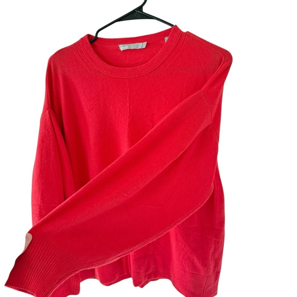 Vince Pleated Sleeve Cashmere Crew in Poppy - Picture 5 of 11